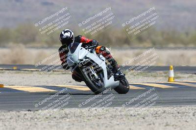 media/Apr-17-2025-Racers Edge (Thu) [[0a0c127f11]]/B Group/5-Session 3 (Turn 14)/